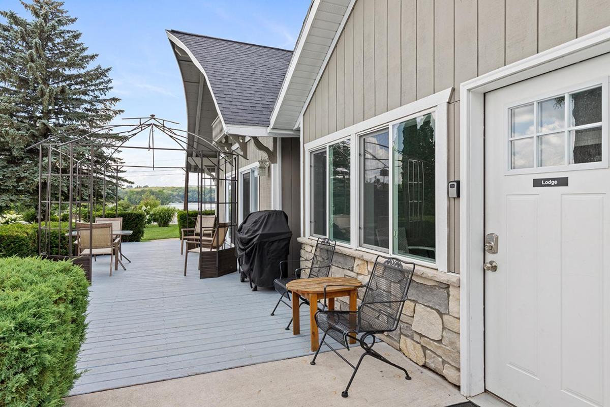 Lakeside Getaway With Dock, Firepit, Grill Newaygo Exterior foto
