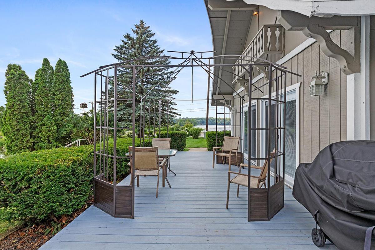 Lakeside Getaway With Dock, Firepit, Grill Newaygo Exterior foto